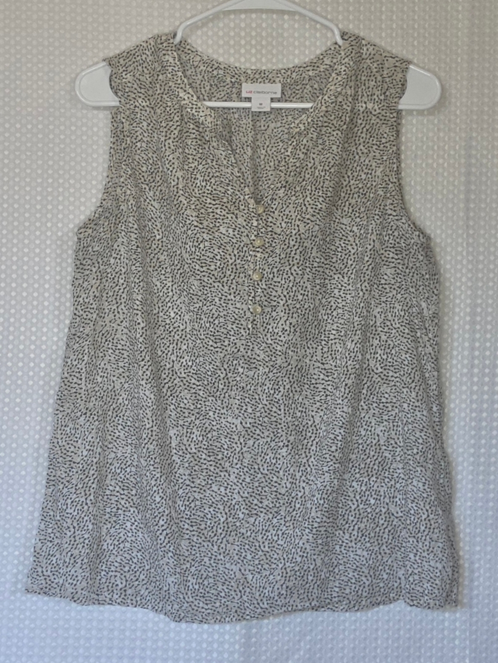 Liz Claiborne Sleeveless Blouse M Neutral Print Flowy Top Work Casual Chic - Picture 3 of 10